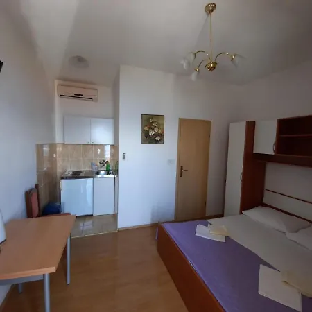 Cador Lejlighed Omiš