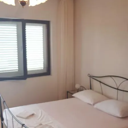 Cador Apartman Omis