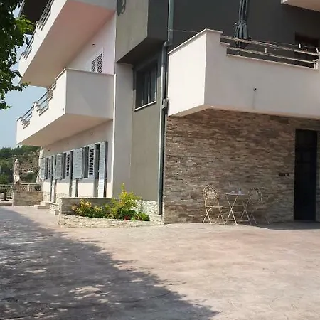 Cador Omiš